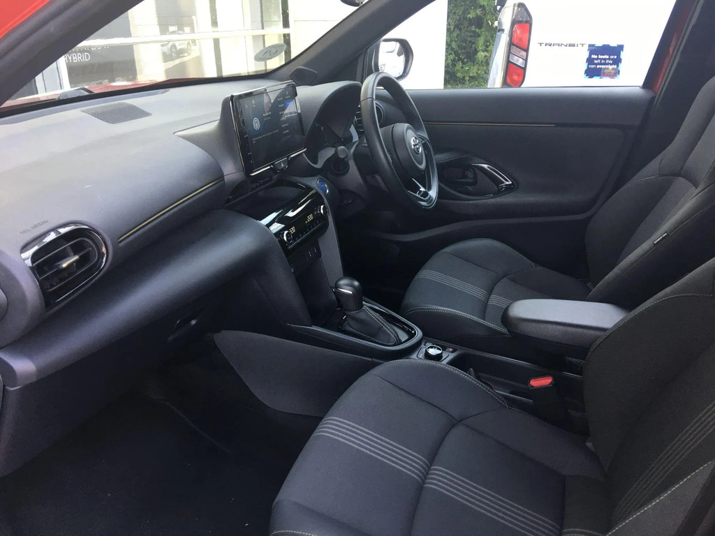 Toyota Yaris Cross Design Grey #13