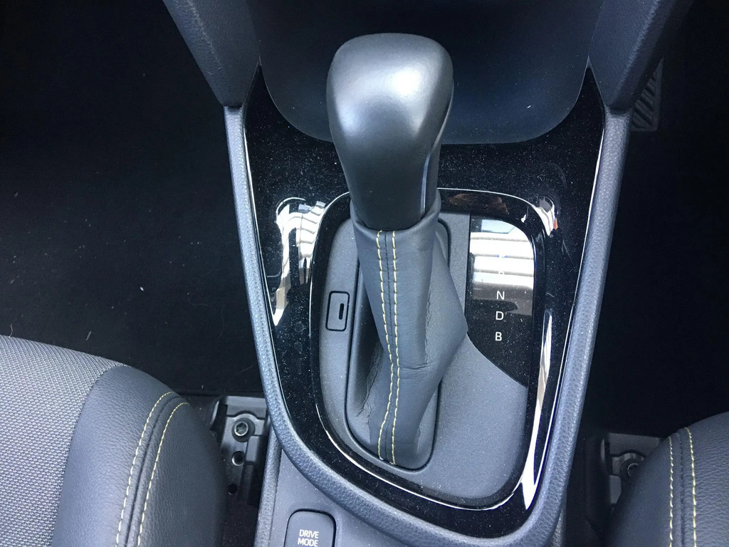 Toyota Yaris Cross Design Grey #20