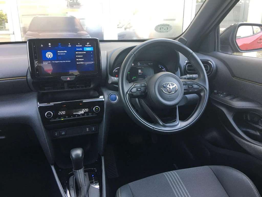 Toyota Yaris Cross Design Grey #12