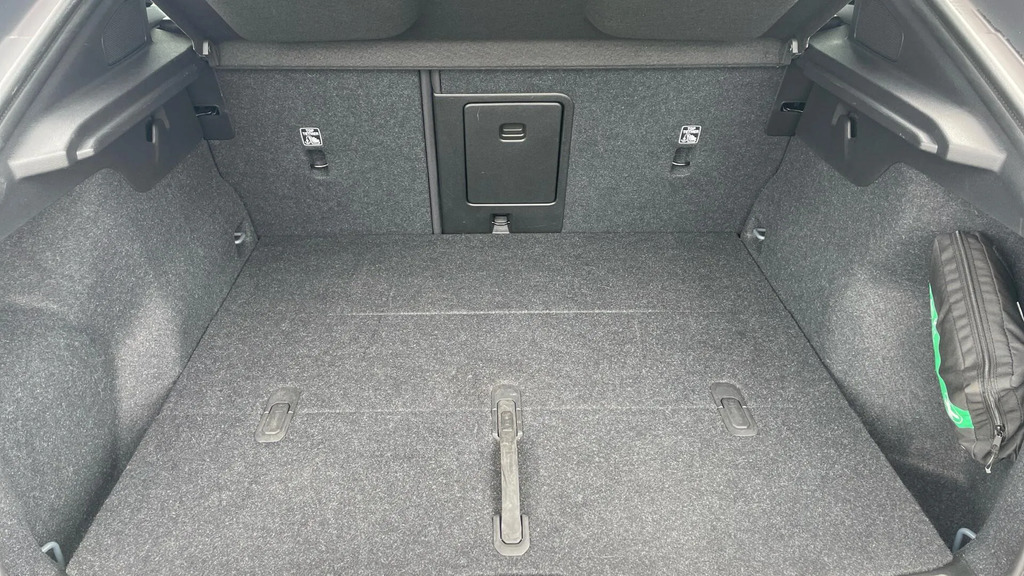 Volvo C40 300Kw Recharge Twin Pro 78Kwh Awd Silver #13