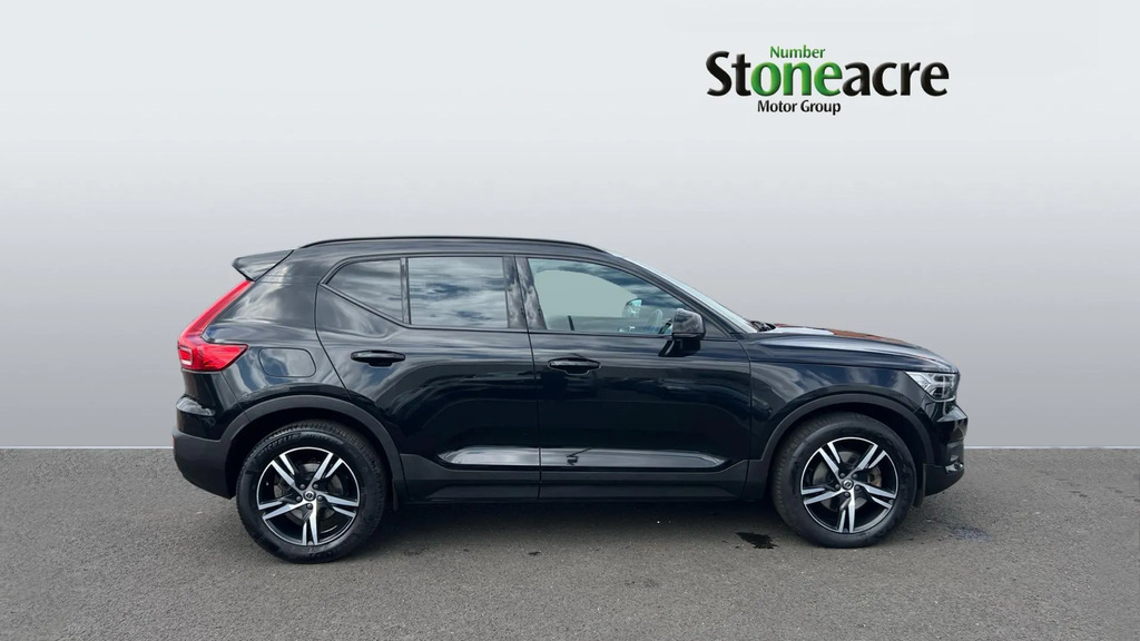 Volvo XC40 2.0 B4 Mhev R-design Awd Euro 6 Ss #3