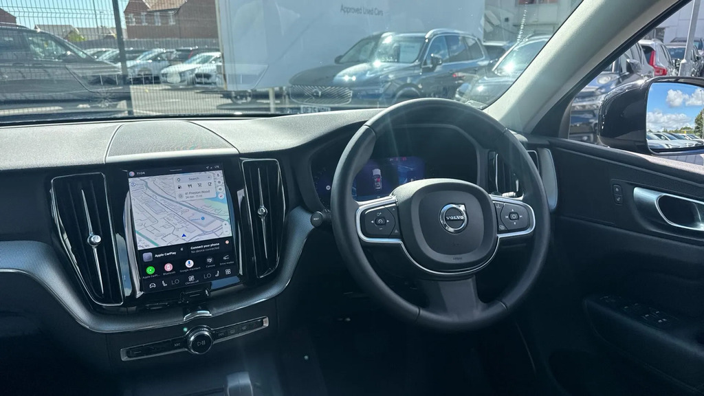 Volvo XC60 Suv #4
