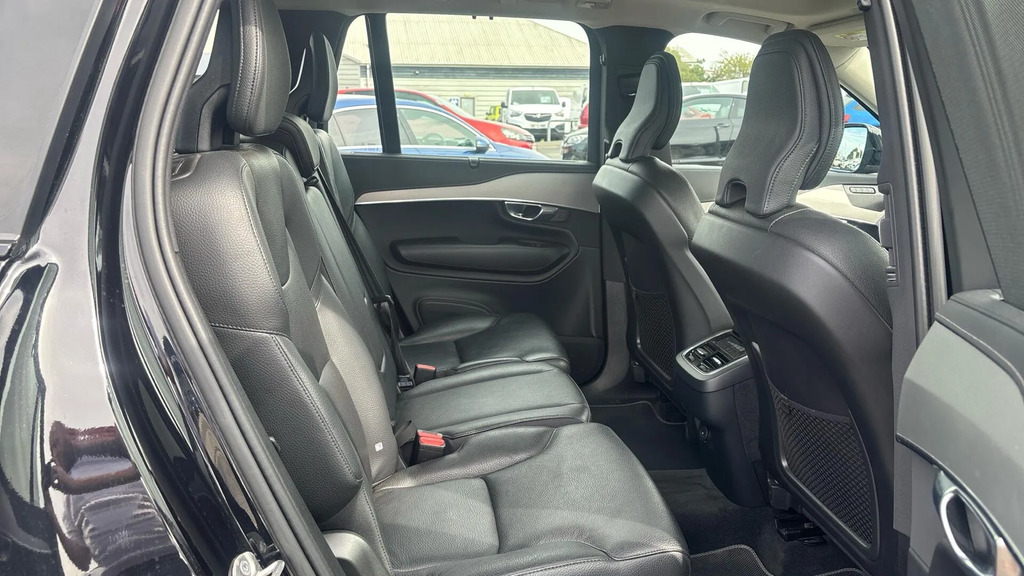 Volvo XC90 2.0 B5d 235 Plus Dark  #6