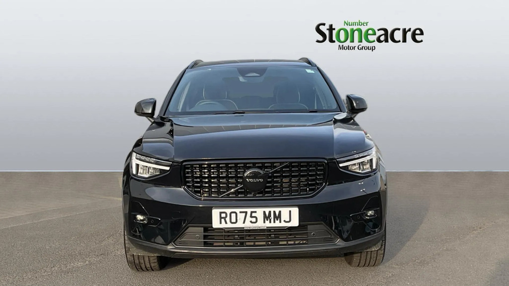 Volvo XC40 B4 194Bhp Ultra Bright Mild Hybrid - 360 Parkin Blue #8