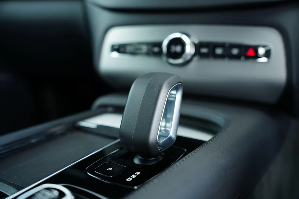 Volvo XC90 Recharge Plus, T8 Awd Plug-in Hybrid,  #17