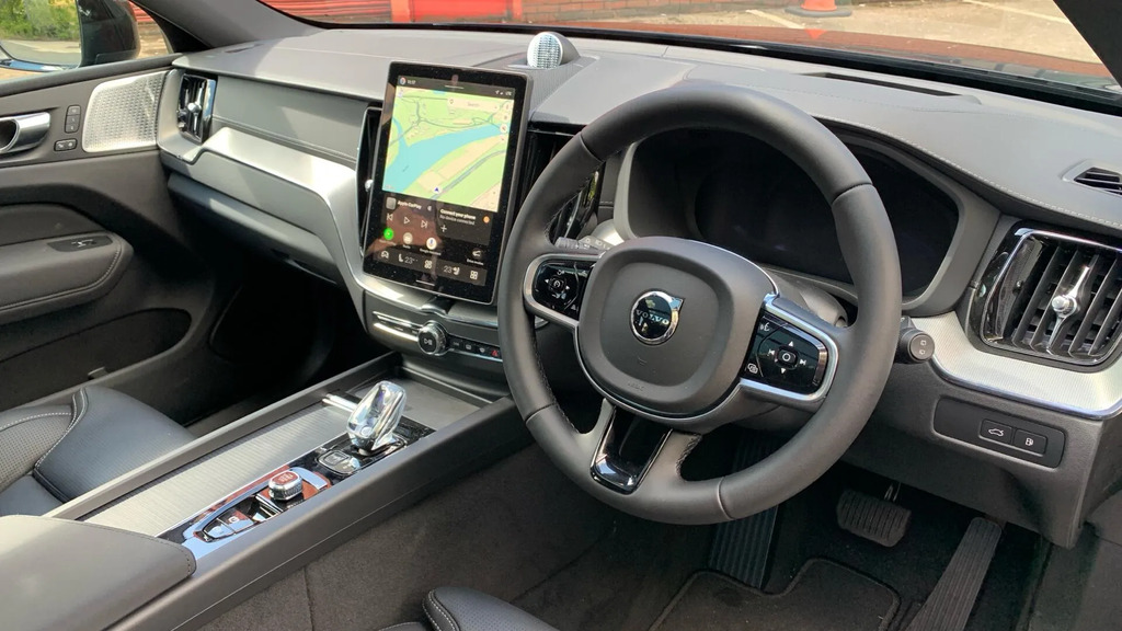 Volvo XC60 2.0 T8 18.8Kwh Ultra Black Edition Awd Euro 6 #4