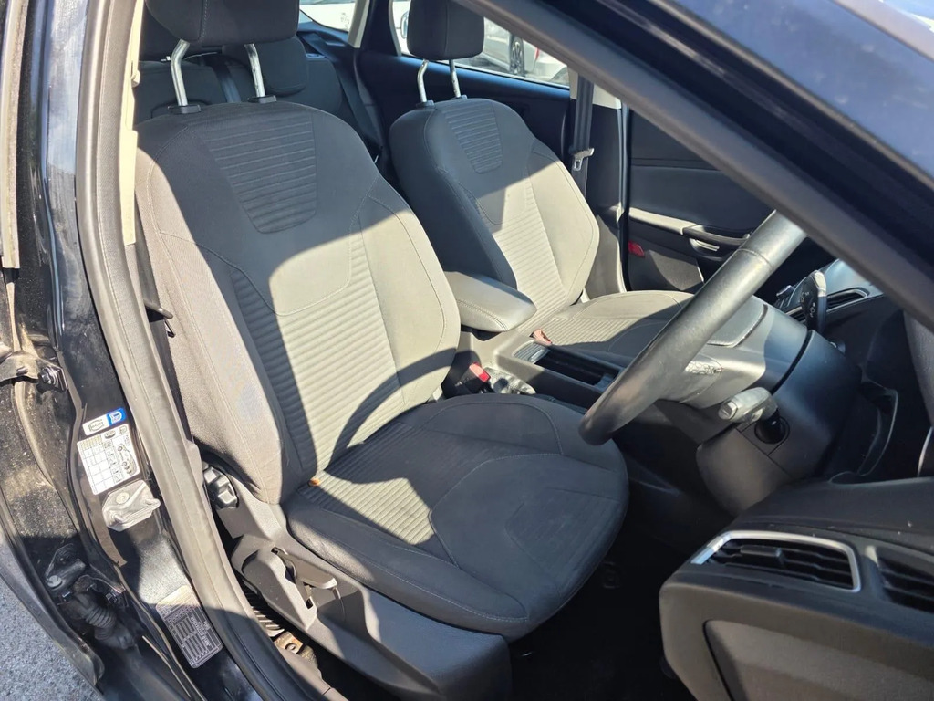 Ford Focus 1.5 Tdci Zetec Estate Euro 6 S White #11