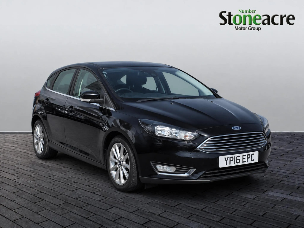 Ford Focus 1.5 Tdci Zetec Estate Euro 6 S White #1