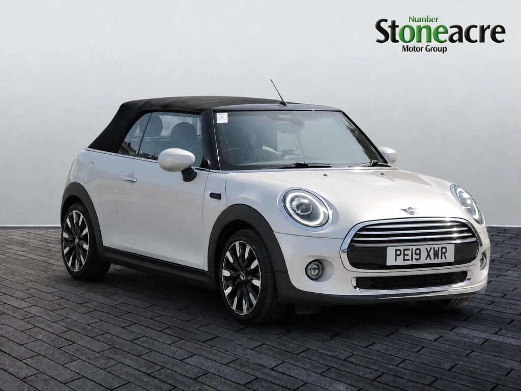 Mini Convertible 1.5 Cooper Exclusive Euro 6 Ss PE19XWR