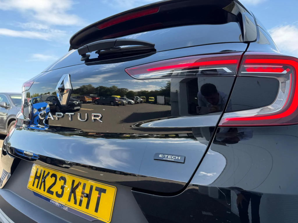 Renault Captur 1.6 E-tech Full Hybrid 145 Techno