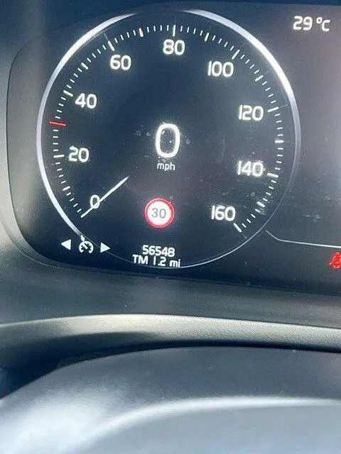 Volvo V60 T4 Momentum Plus Lane Depart Alert Grey #24