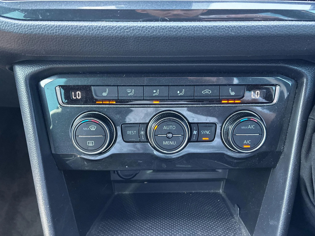 Volkswagen Tiguan 2.0 Tdi 190 4Motion Sel Dsg Black #22