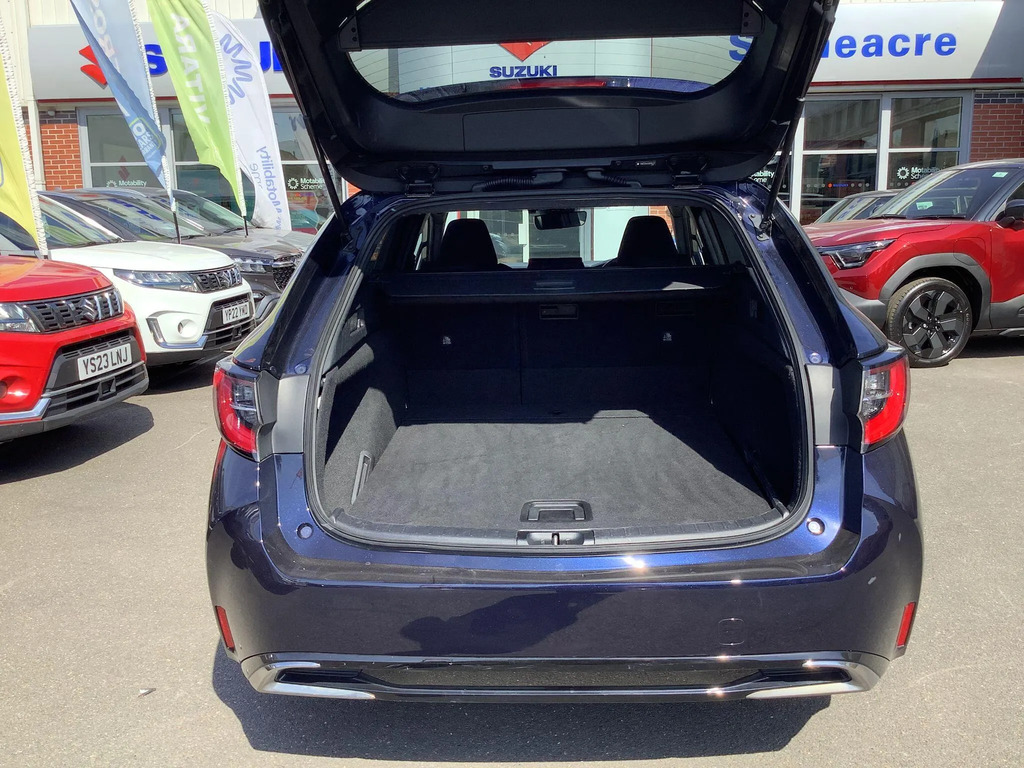 Suzuki Swace 1.8 Hybrid Motion