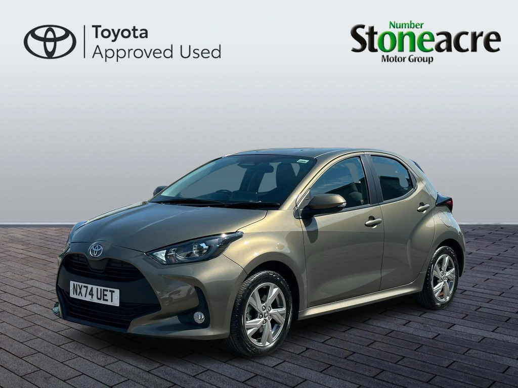Toyota Yaris 1.5 Hybrid Icon  #3