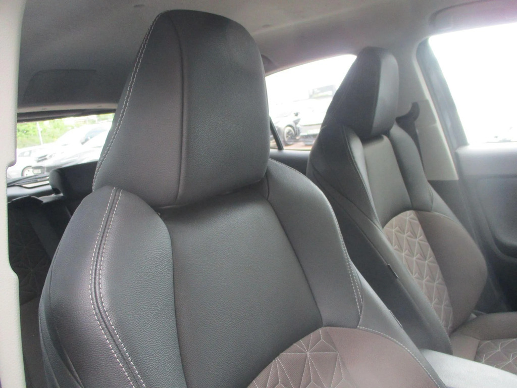 Toyota Yaris Cross Design Black #22