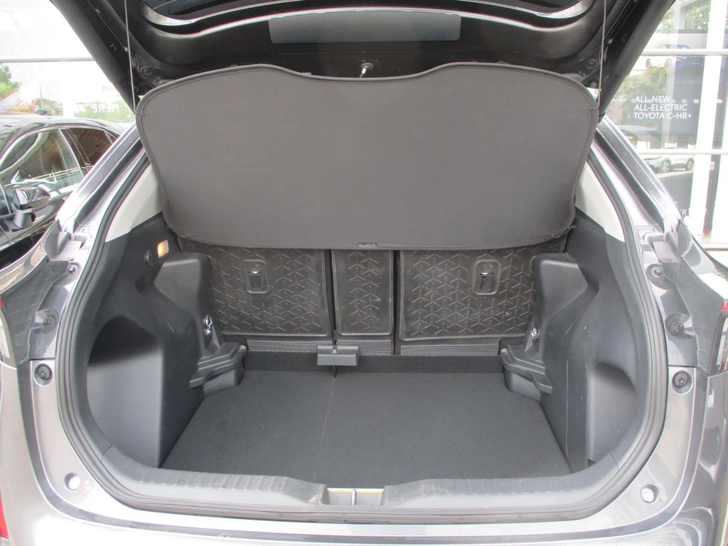 Toyota Yaris Cross Design Black #10