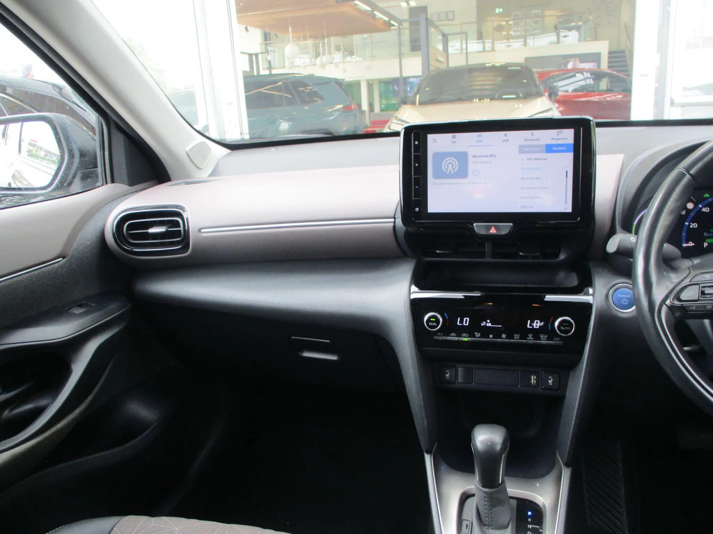 Toyota Yaris Cross Design Black #13