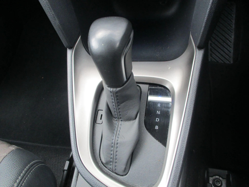 Toyota Yaris Cross Design Black #24