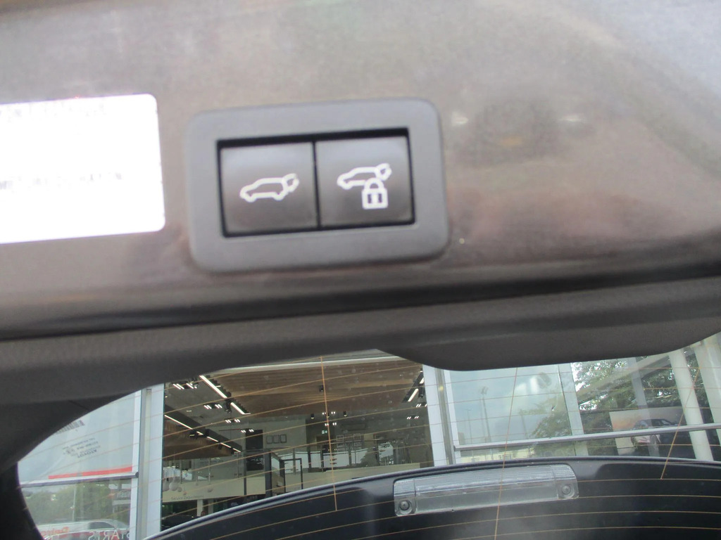 Toyota Yaris Cross Design Black #31