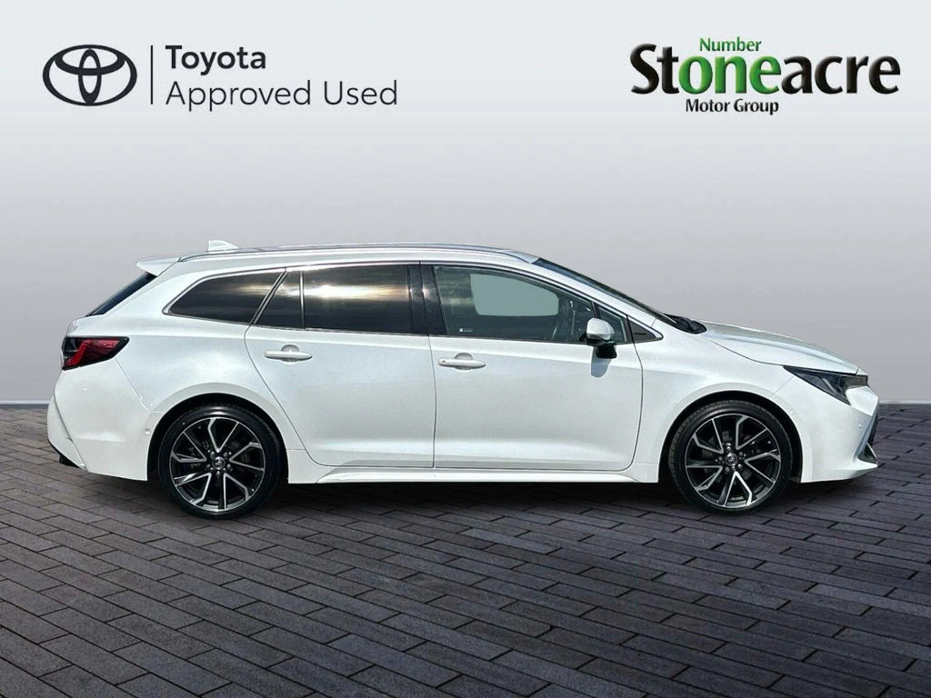 Toyota Corolla 2.0 Hybrid Excel #2
