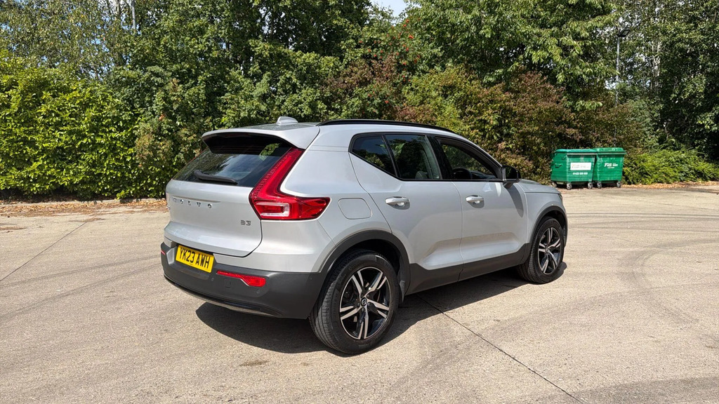 Volvo XC40 2.0 B3p Plus Dark #5