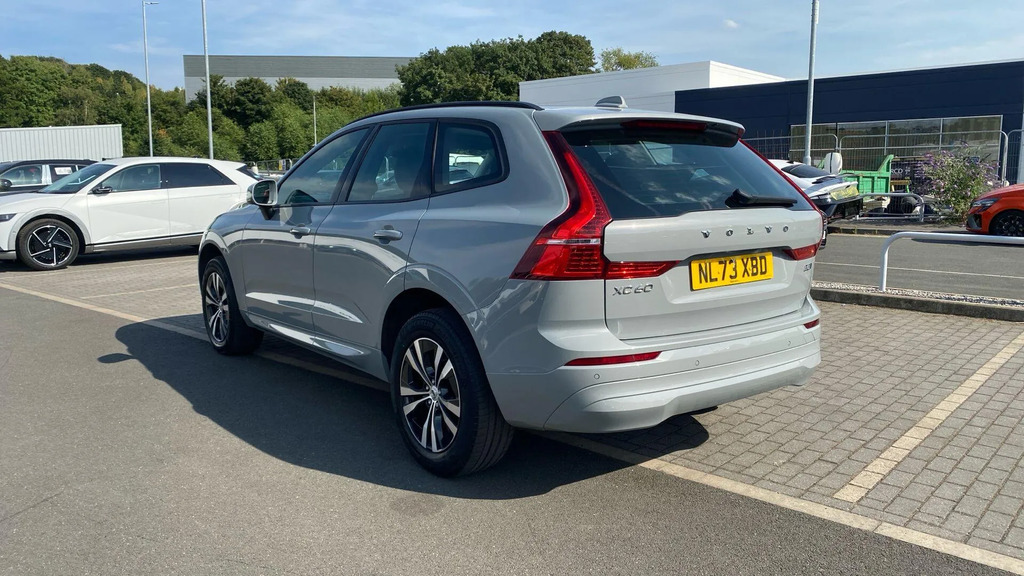 Volvo XC60 Suv  #4