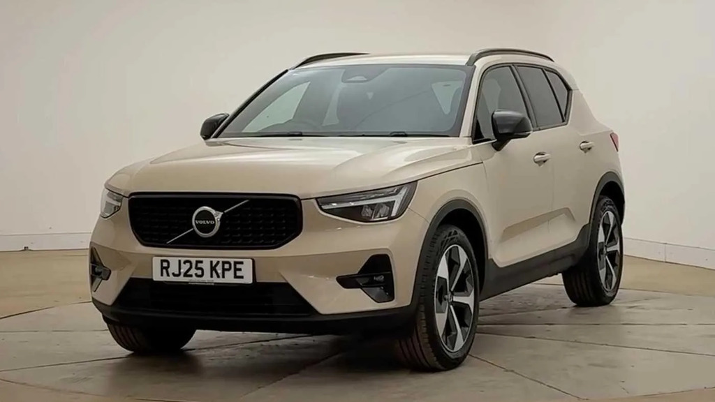 Volvo XC40 2.0 B4p Plus Dark #3