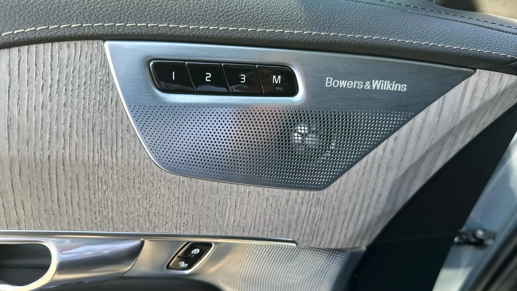 Volvo XC90 Inscription, B5 Awd Mild Hybrid, Seven Individual White #30
