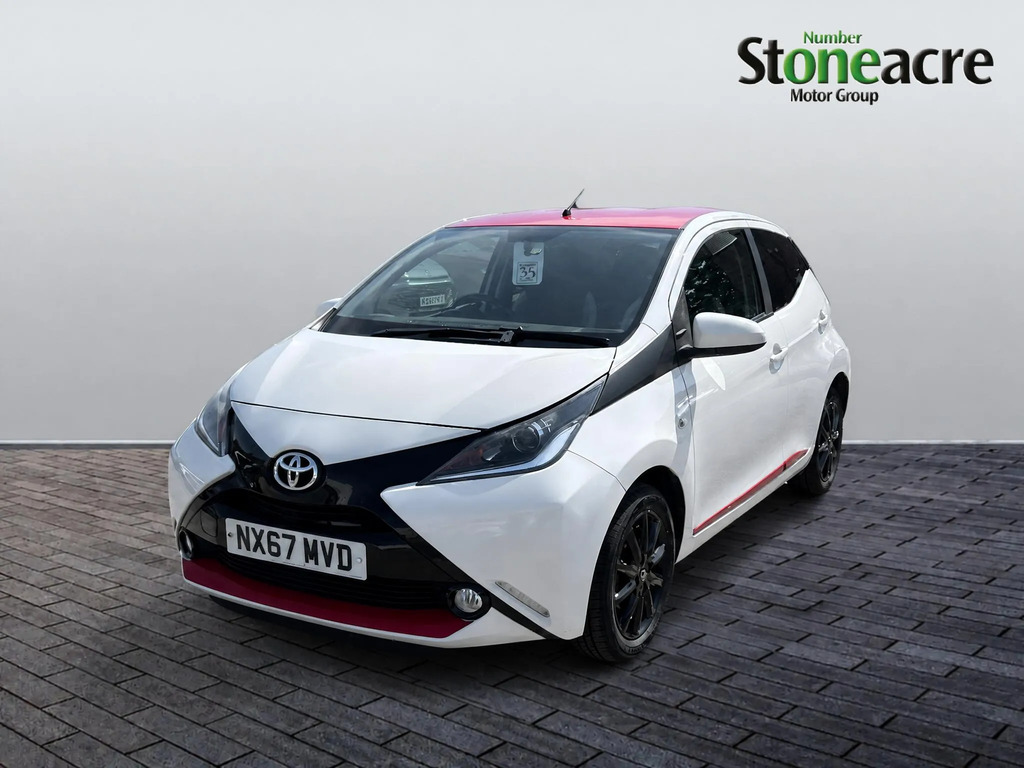 Toyota Aygo 1.0 Vvt-i X-press Hatchback  #2