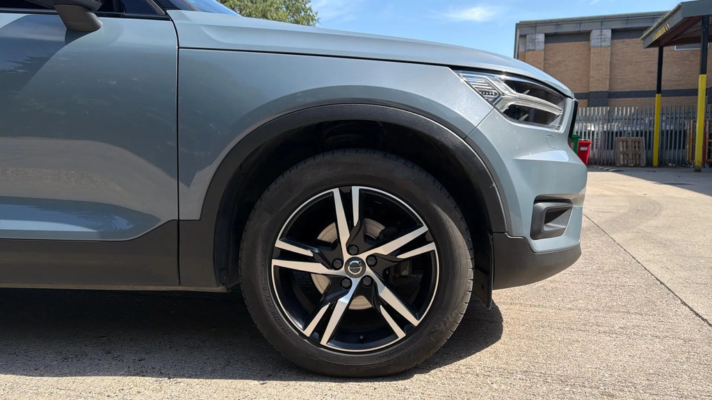 Volvo XC40 1.5 T3 163 Inscription Geartronic Black #9
