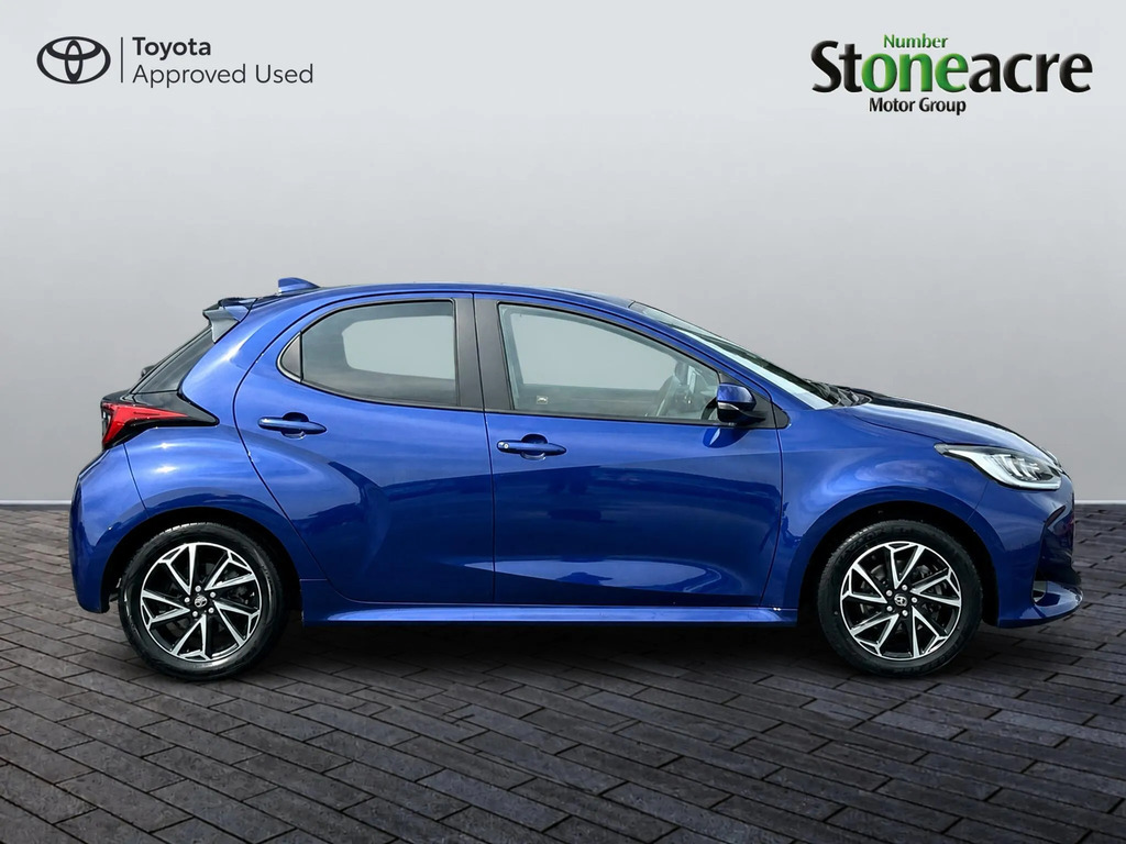 Toyota Yaris 1.5 Hybrid Design #2