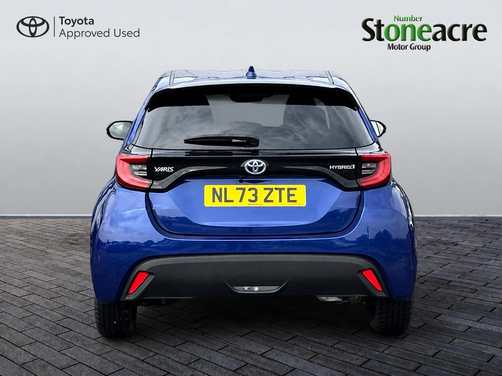 Toyota Yaris 1.5 Hybrid Design #4