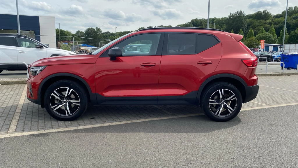 Volvo XC40 2.0 B3p Plus Dark  #5