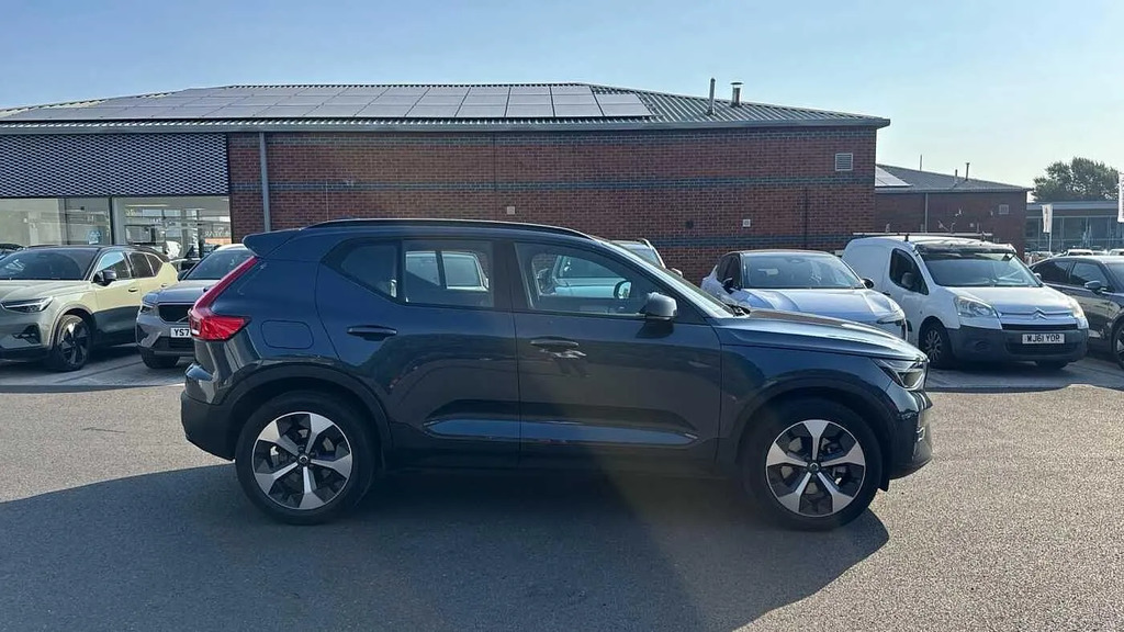Volvo XC40 2.0 B3p Plus Dark  #3