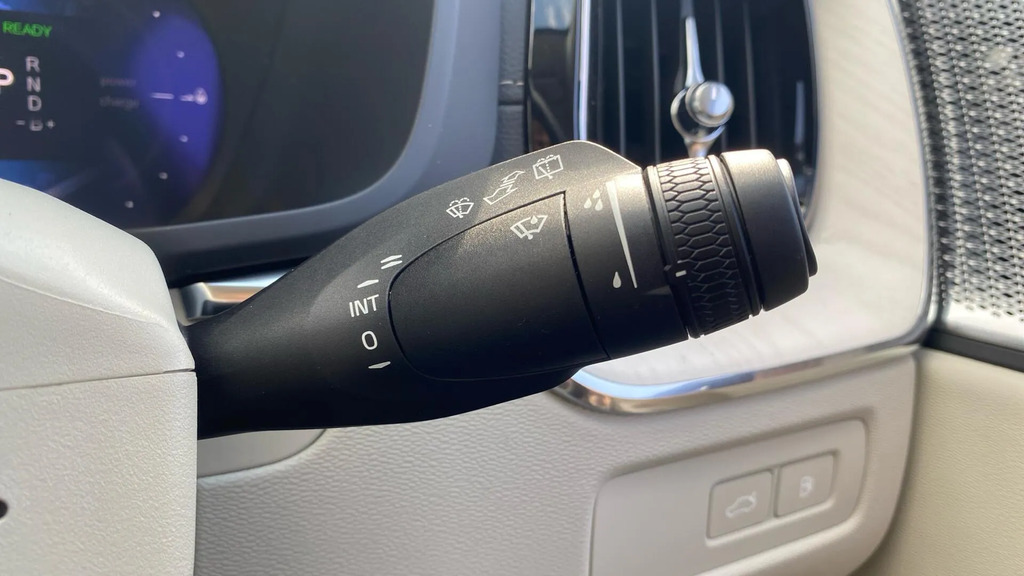 Volvo XC60 Plus, T6 Awd Plug-in Hybrid, Dark Black #23