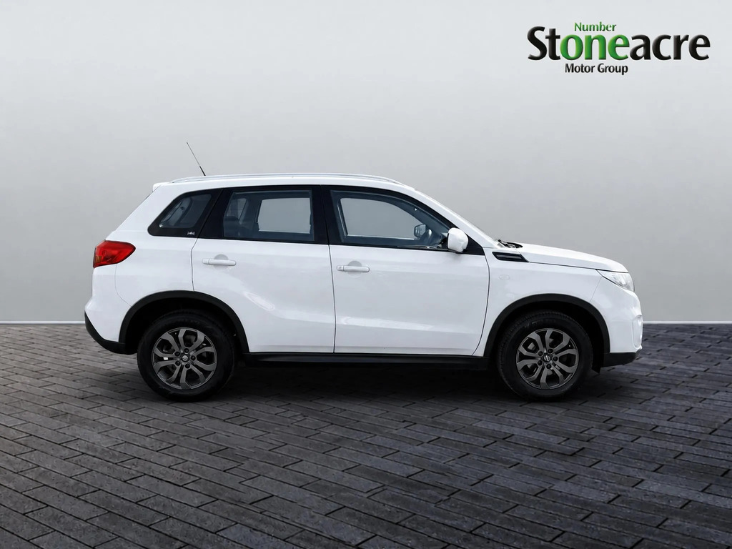 Suzuki Vitara 1.6 Sz4 Euro 6 Ss White #2