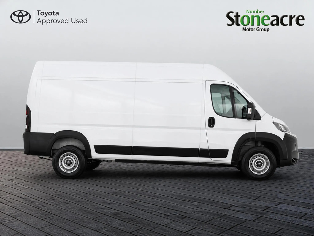 Toyota PROACE 42 110Kwh Icon Long Panel Van L3 Medium Roof  #2