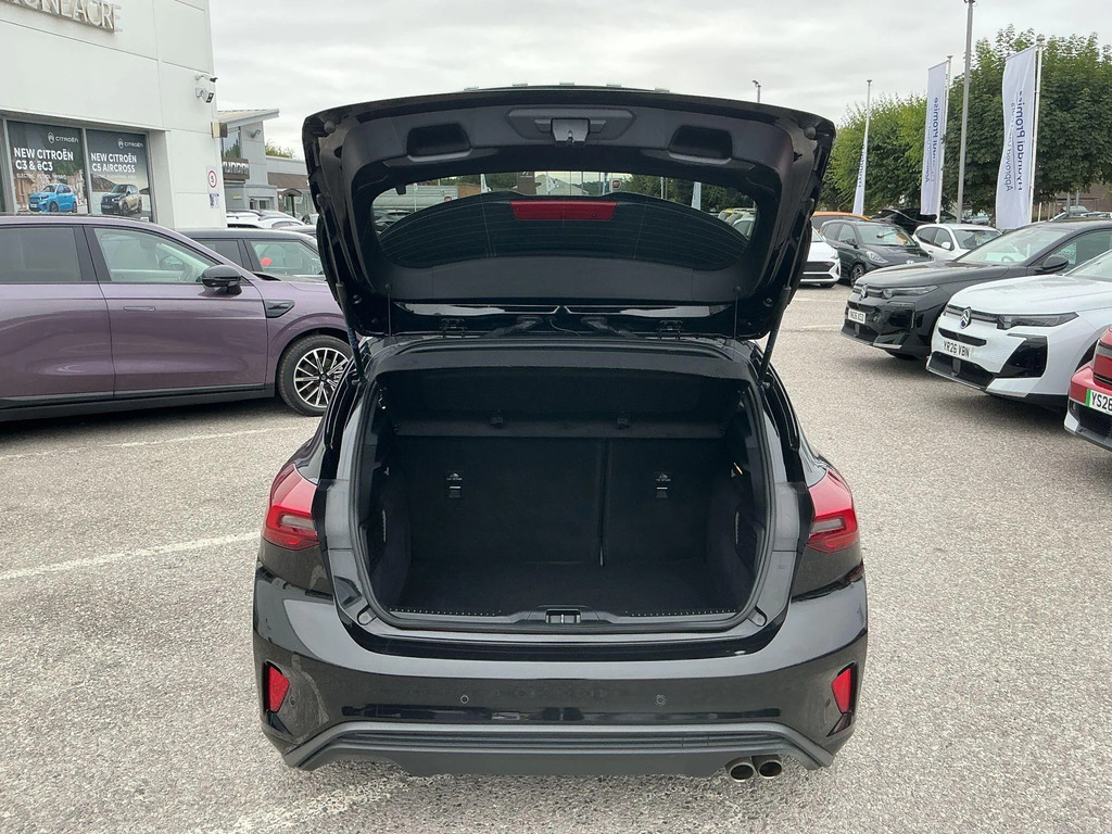 Ford Focus 1.0T Ecoboost St-line Vignale Estate Ma Black #9