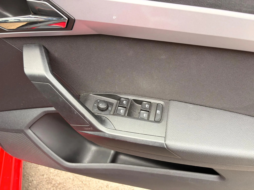 Seat Ibiza 1.0 Tsi 110Ps Fr Sport 5-Door White #22