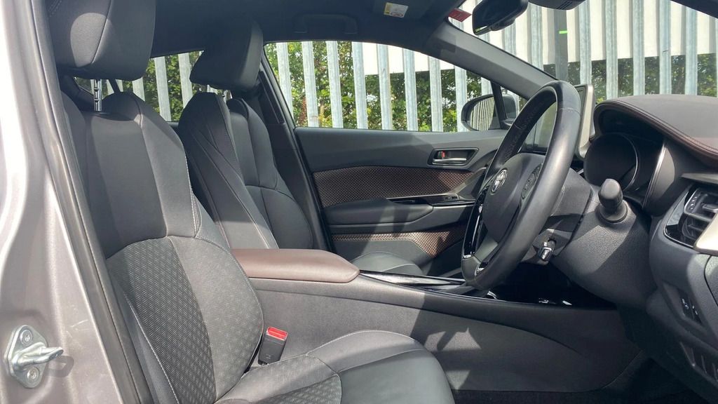 Toyota C-Hr 1.8 Hybrid Dynamic Cvt Full Toyota Service His Grey #13