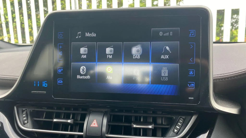 Toyota C-Hr 1.8 Hybrid Dynamic Cvt Full Toyota Service His Grey #22