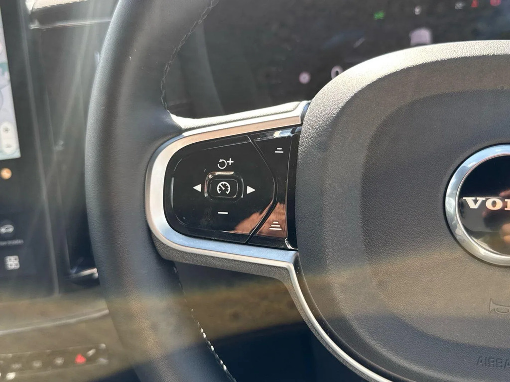 Volvo XC60 2.0H T8 18.8Kwh Ultra Black Edition Euro 6 5- Black #14
