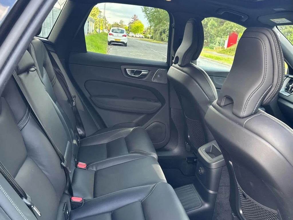 Volvo XC60 2.0H T8 18.8Kwh Ultra Black Edition Euro 6 5- Black #12