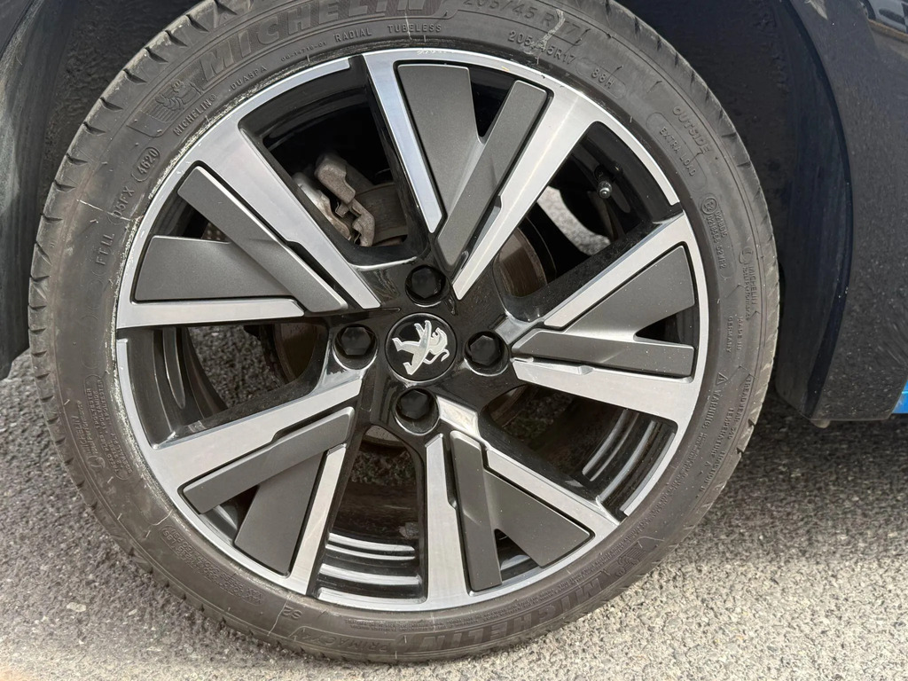 Peugeot 208 1.2 Puretech 100 Allure Premium Cwvehiclemarketing Grey #9