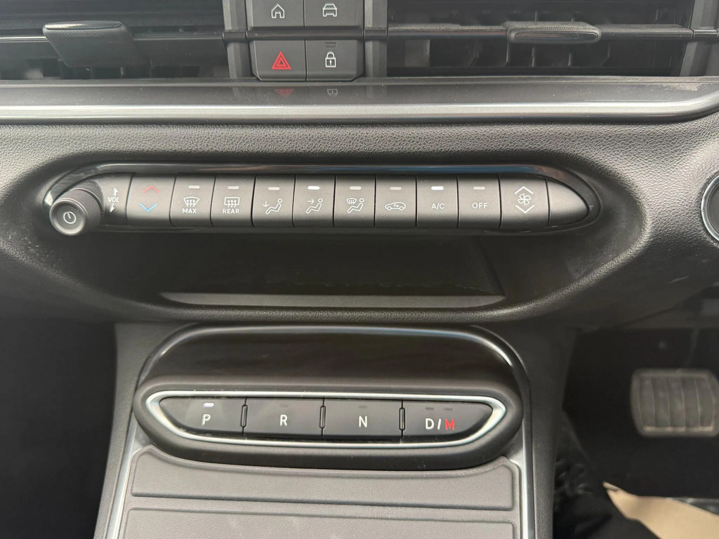 Fiat 600 Fiat 600 Hybrid 48V 136 Black #25