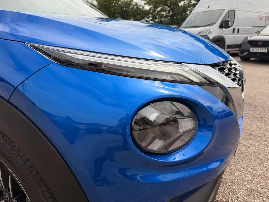 Nissan Juke 1.6 N-connecta Suv Hybrid Euro 6 Black #23