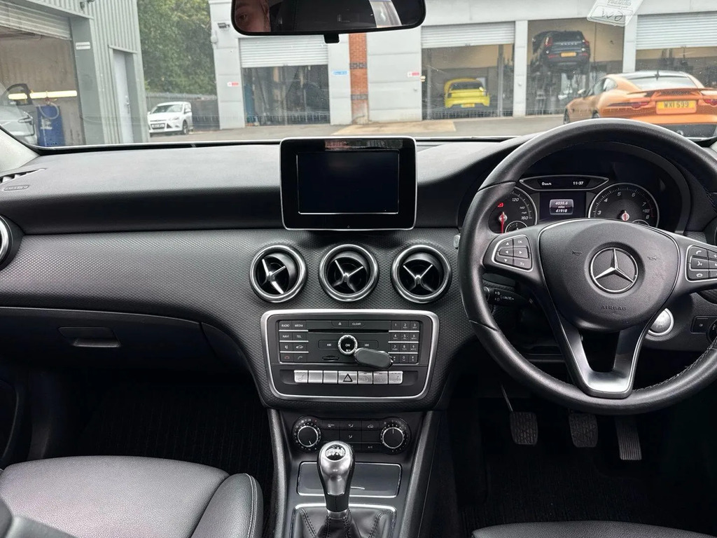 Mercedes-Benz A Class 1.6 A180 Se Executive Euro 6 Ss #6