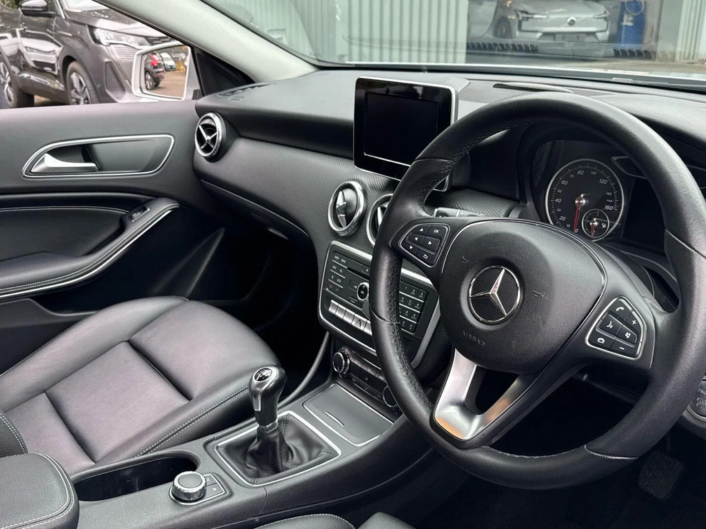 Mercedes-Benz A Class 1.6 A180 Se Executive Euro 6 Ss #5