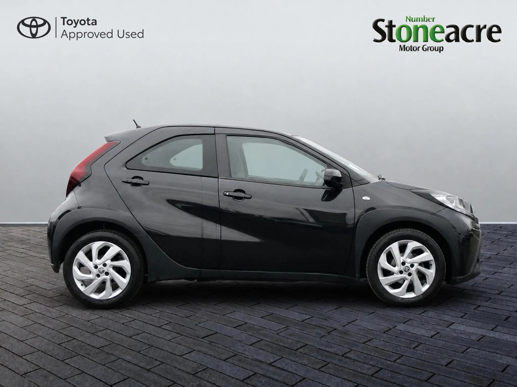 Toyota Aygo X 1.0 Vvt-i Pure #2