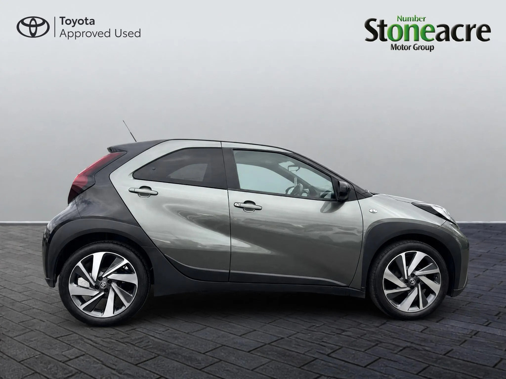 Toyota Aygo X 1.0 Vvt-i Edge #2